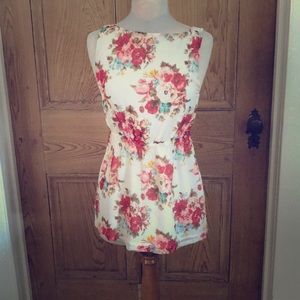 Alice + Olivia s/l tunic top xs $30